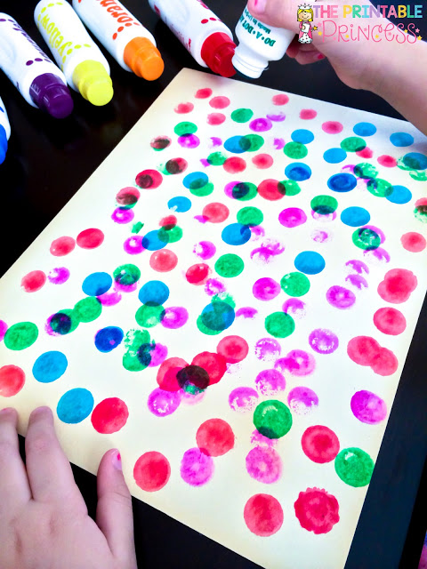 You might call them bingo dobbers, daubers, bingo markers, or dot paints. Regardless, this post is going to give you great tips for using bingo dabbers in the classroom! You'll find ideas, resources, and a FREE download to use with your classroom or homeschool students. Teachers of preschool, Kindergarten, 1st, and 2nd grade students will enjoy the tips, ideas, and teaching strategies included here. These tips are especially great for the back to school or beginning of year season!