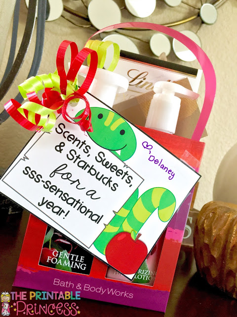 On the lookout for back to school gifts for teachers? Then check out this post! Scents, sweets, and Starbucks make this sssssensational! Plus there's a FREE download included! It's the perfect gift for your child's teacher, a teaching colleague, your paraprofessional or aide, the school secretary, janitor, principal, speech pathologist, special teachers, or ANYONE who works at the school! Click through now to get your FREEBIE! {preschool, Kindergarten, 1st, 2nd, 3rd, 4th, 5th, or 6th grade!}
