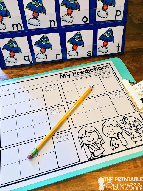 Letter recognition is an important component in PreK and Kindergarten classrooms. Stop by and pick up a FREE letter assessment tool. Plus you'll also find in this post loads of ideas for alphabet practice. Easy and practical activities to help teach your Kindergarten students letter recognition. You'll find low prep activities, games, pocket chart activities, printables, and more. 